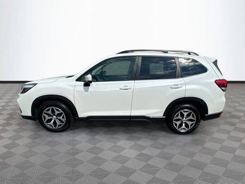 Used 2019 Subaru Forester Premium AWD/4WD image 34