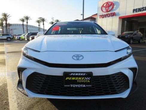 Certified 2026 Toyota Camry SE image 2