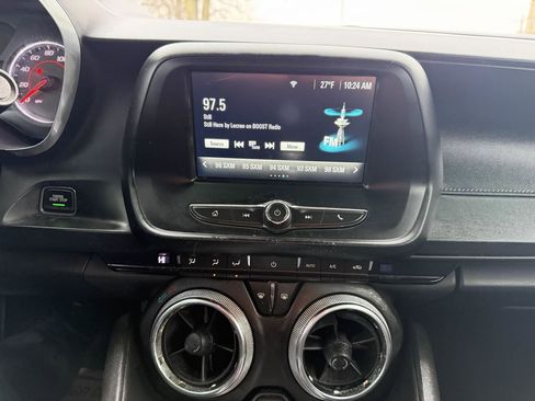 Used 2018 Chevrolet Camaro LT w/ RS Package image 28