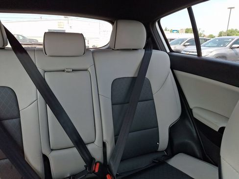 Used 2019 Kia Sportage EX w/ EX Sport Appearance Package AWD/4WD image 21