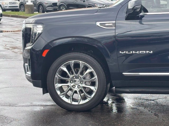 Used 2022 GMC Yukon SLT w/ SLT Premium Package AWD/4WD image 6
