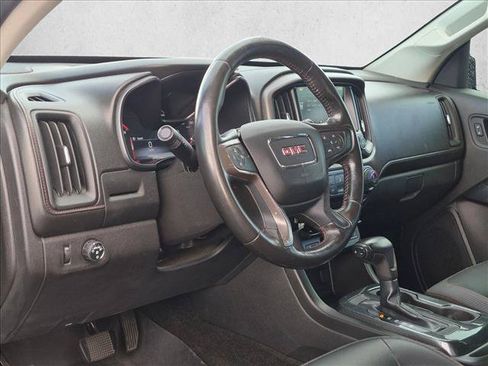 Used 2015 GMC Canyon SLE w/ All-Terrain Package RWD image 2