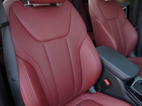 Used 2024 BMW X3 sDrive30i w/ Premium Package RWD image 10