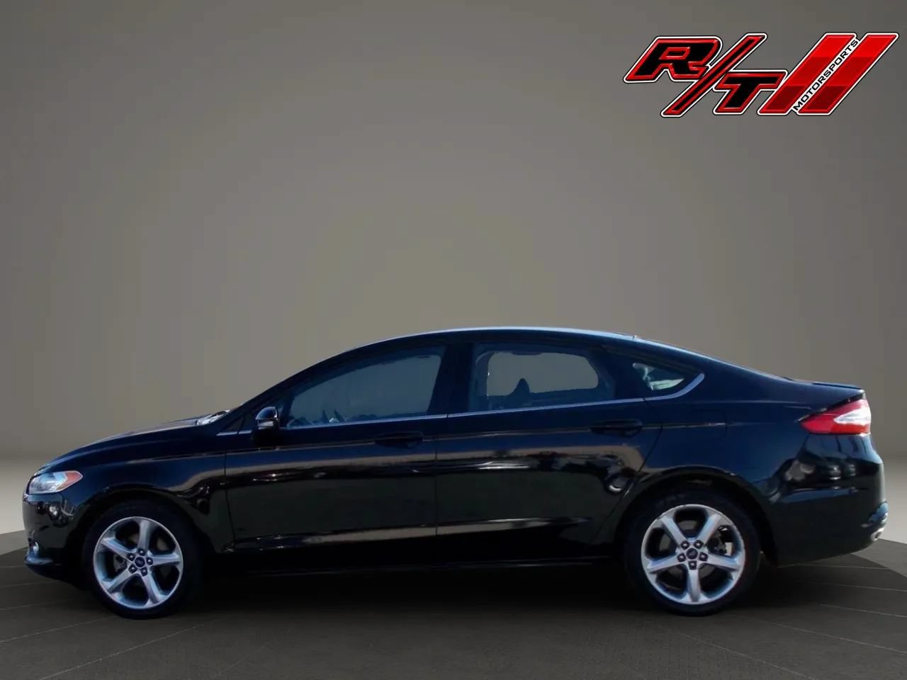 Used 2016 Ford Fusion SE w/ Equipment Group 201A AWD/4WD image 4