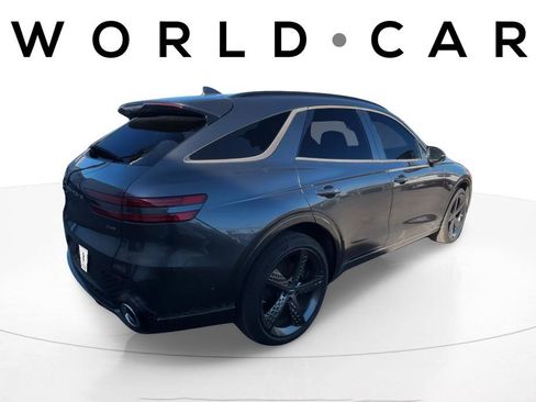 Used 2024 Genesis GV70 2.5T w/ Sport Prestige Package image 6
