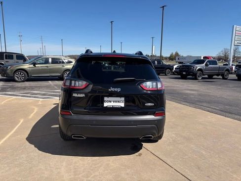 Used 2022 Jeep Cherokee Latitude Lux image 5