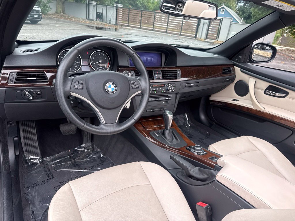 Used 2013 BMW 328i Convertible RWD image 20