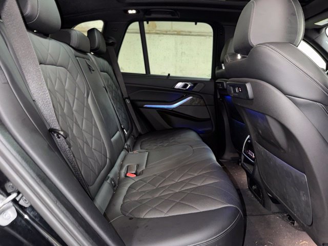 Used 2023 BMW X5 xDrive40i w/ Executive Package AWD/4WD image 21