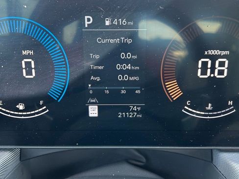 Used 2025 Hyundai Sonata SEL FWD image 9