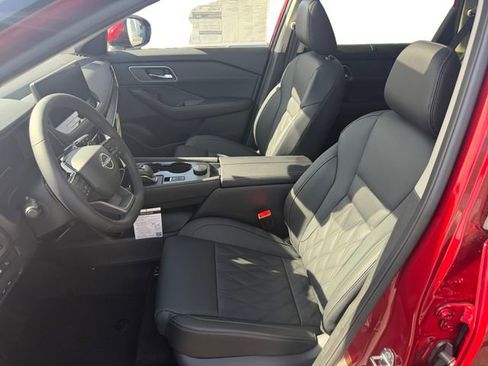 New 2026 Nissan Rogue Platinum AWD/4WD image 5