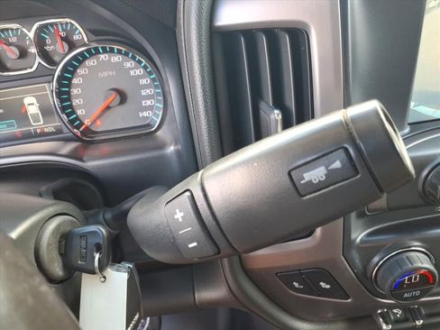 Used 2018 GMC Sierra 1500 SLT w/ All Terrain Package image 23
