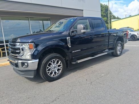 Certified 2022 Ford F350 Lariat w/ Lariat Ultimate Package AWD/4WD image 2