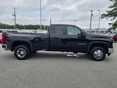Used 2024 Chevrolet Silverado 3500 LT w/ Convenience Package AWD/4WD image 6