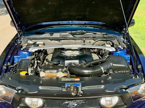 Used 2012 Ford Mustang GT Premium w/ Security Pkg RWD image 10