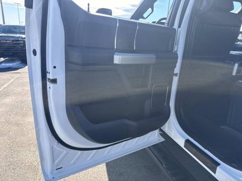 Used 2022 Ford F350 Lariat w/ Black Appearance Package image 19