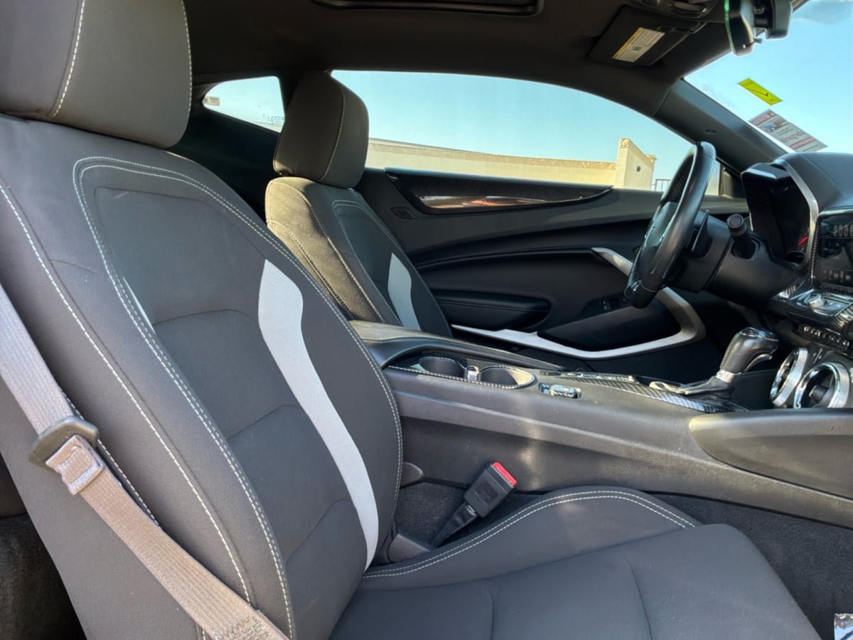 Used 2017 Chevrolet Camaro SS RWD image 20