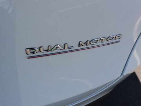 Used 2021 Tesla Model Y Performance image 6