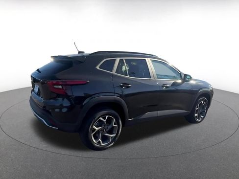 Used 2025 Chevrolet Trax LT w/ LT Convenience Package FWD image 14