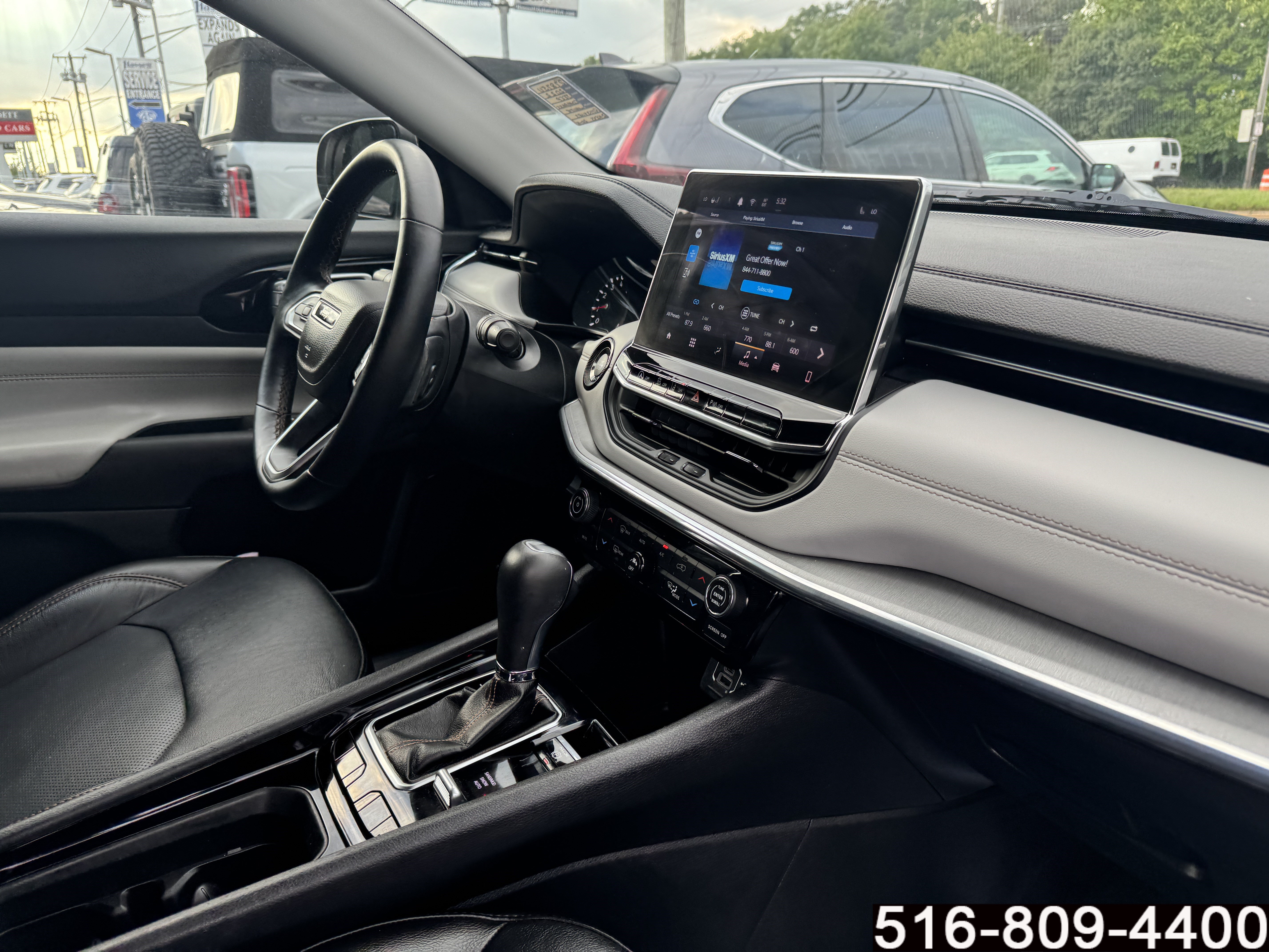Used 2022 Jeep Compass Limited AWD/4WD image 29