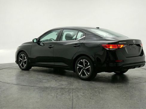 Used 2025 Nissan Sentra SV FWD image 6