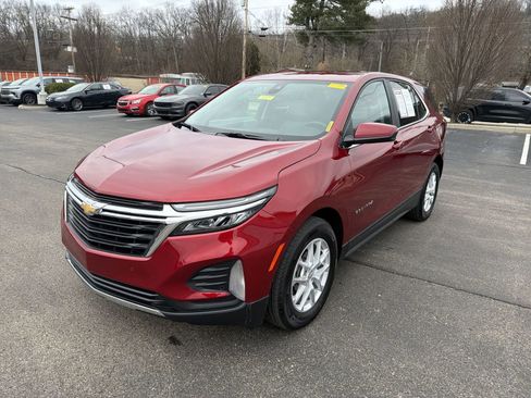 Used 2023 Chevrolet Equinox LT image 4