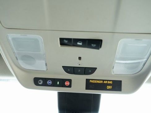 Used 2020 Buick Envision Premium w/ Driver Confidence Package image 32