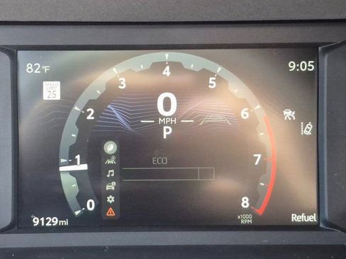 Used 2025 Toyota Tacoma SR image 11