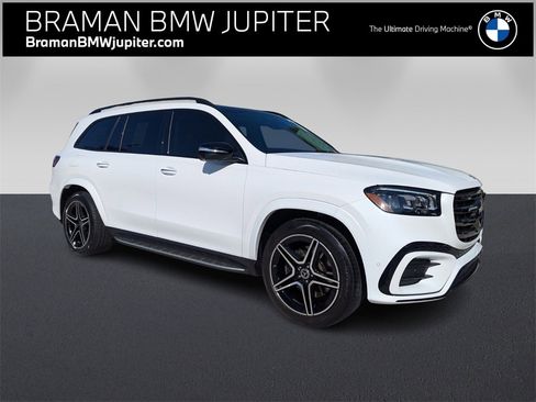Used 2024 Mercedes-Benz GLS 450 4MATIC image 1