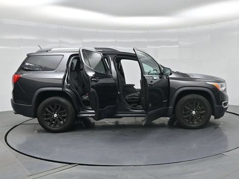 Used 2018 GMC Acadia SLT FWD image 3