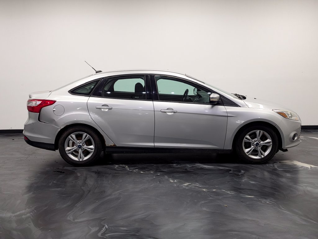 Used 2014 Ford Focus SE w/ Interior Protection Package FWD image 25