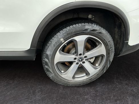 Used 2023 Mercedes-Benz GLC 300 4MATIC Coupe image 8