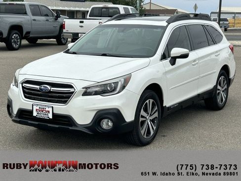 Used 2018 Subaru Outback 3.6R Limited AWD/4WD image 3