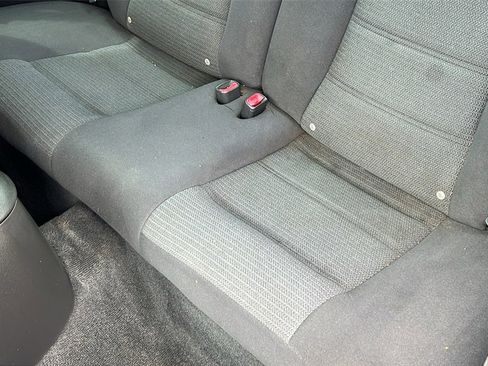 Used 2004 Ford Mustang Coupe image 28