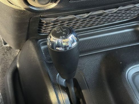 Used 2014 Jeep Wrangler Unlimited Sport w/ Quick Order Package 24S image 19