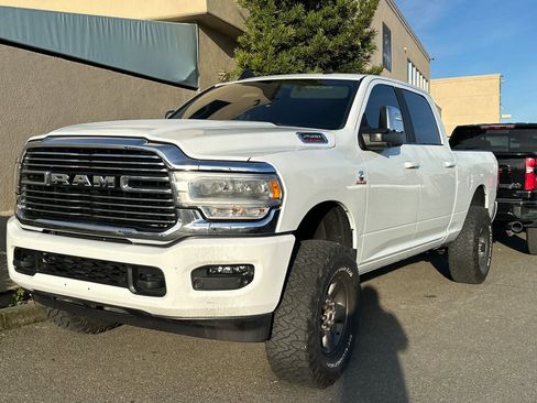 Used 2023 RAM 2500 Laramie image 2