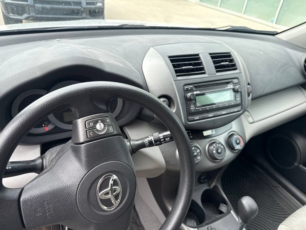 Used 2012 Toyota RAV4 4WD w/ Value Pkg image 13