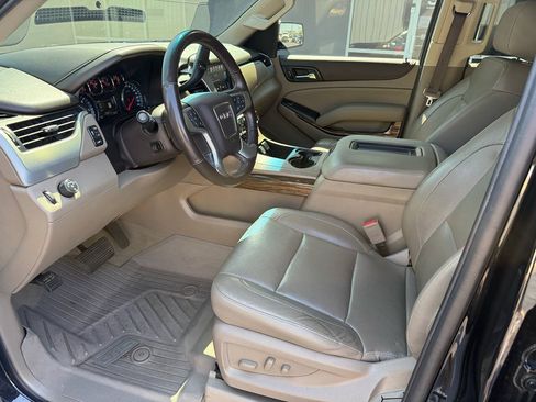 Used 2019 GMC Yukon SLT w/ Premium Edition RWD image 11
