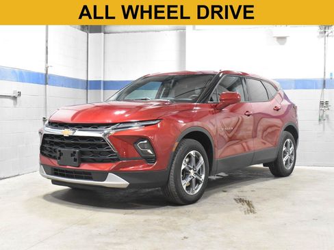 Used 2025 Chevrolet Blazer LT AWD/4WD image 5