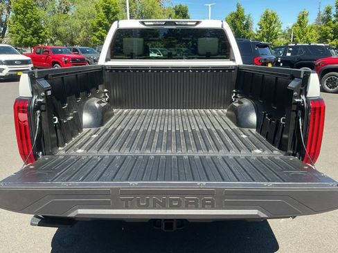 Used 2026 Toyota Tundra SR5 w/ SR5 Premium Package AWD/4WD image 31