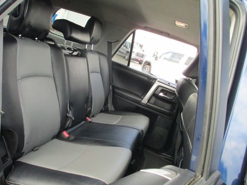Used 2016 Toyota 4Runner SR5 Premium AWD/4WD image 23