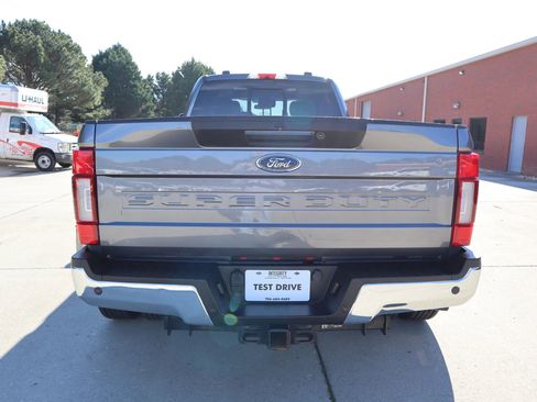 Used 2021 Ford F350 Lariat w/ Lariat Ultimate Package image 4