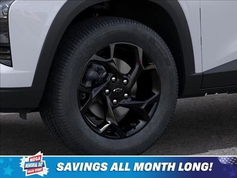 New 2026 Chevrolet Trax LT w/ Driver Confidence Package FWD image 9