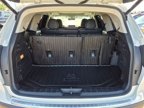 Used 2019 Subaru Ascent Limited AWD/4WD image 31