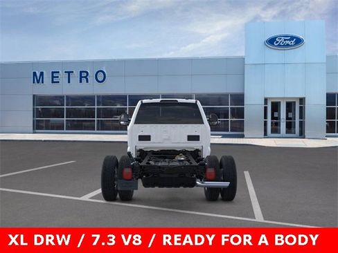 New 2025 Ford F350 XL w/ XL Chrome Package image 6