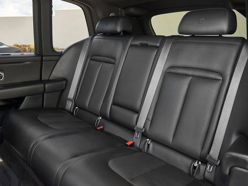 Certified 2024 Rolls-Royce Cullinan AWD/4WD image 19