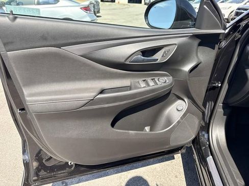 New 2026 Buick Envista Avenir image 11