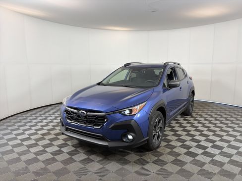 Used 2025 Subaru Crosstrek 2.0i Premium image 2