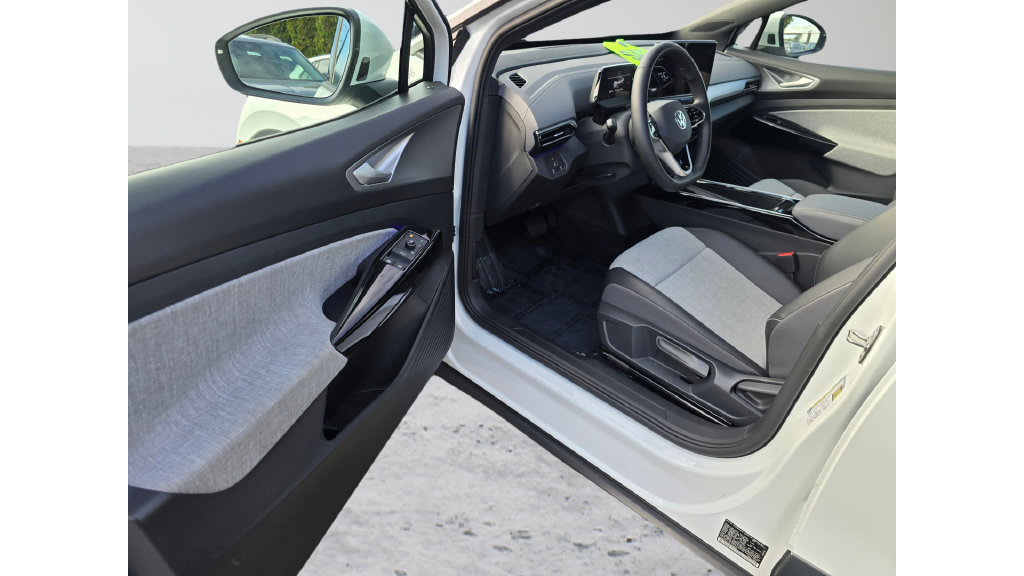 Used 2024 Volkswagen ID.4 2WD image 19