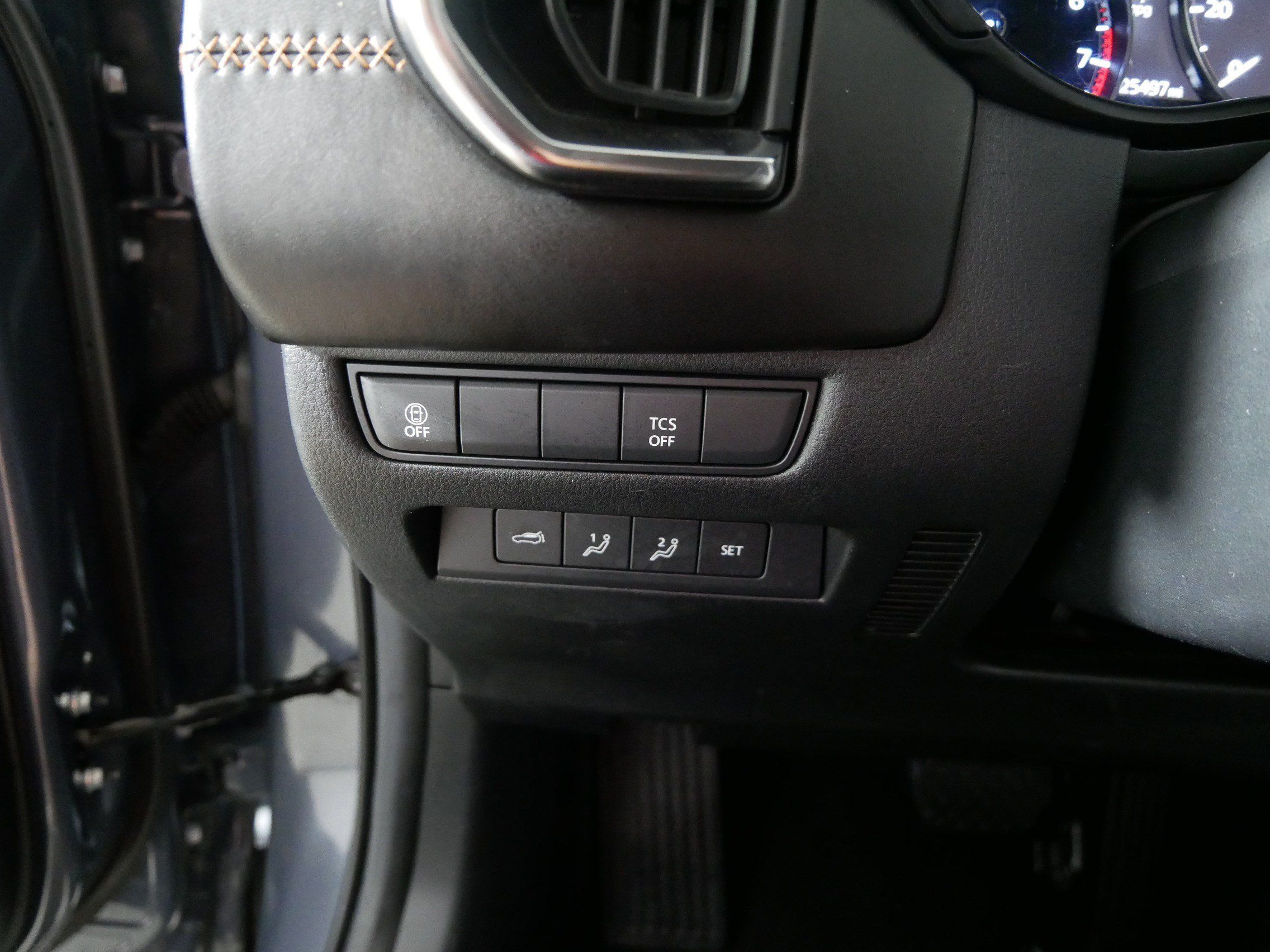Used 2025 MAZDA CX-50 AWD 2.5 S w/ Premium Plus Pkg image 26