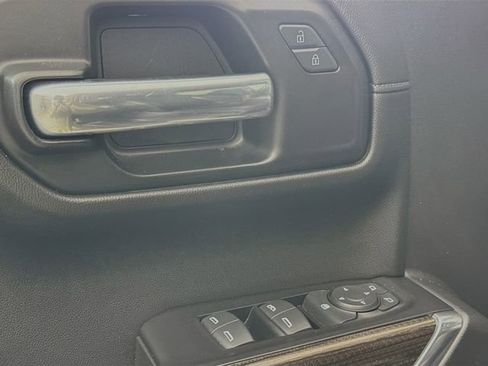 Used 2020 Chevrolet Silverado 1500 LT Trail Boss image 19